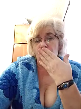 52MiaLove02's cam snapshot