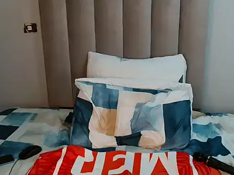 Sassy_S's cam snapshot