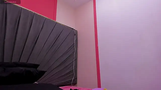 Saray_AssMessy's cam snapshot