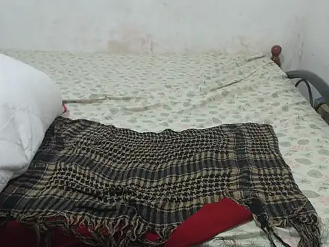 SweetKisses4u's cam snapshot