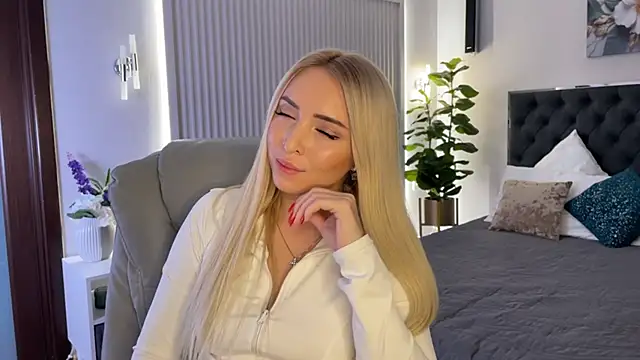 OhMyEmma's cam snapshot