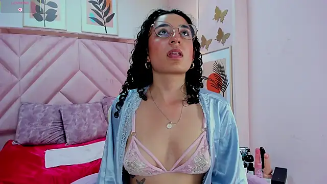 DemiJones_'s cam snapshot