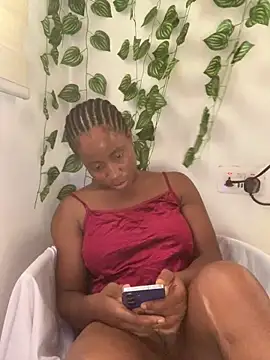 MISSMAYMADMYDAY's cam snapshot