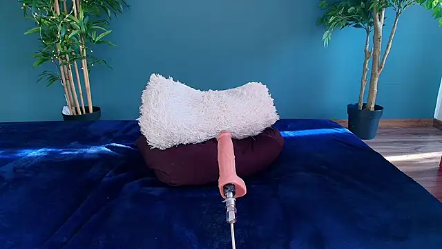 Perfect_Moans's cam snapshot