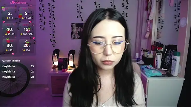 iris_sky's cam snapshot