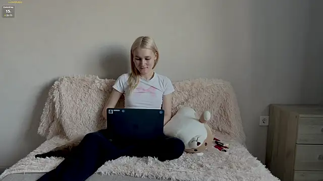 TwinedPeril's cam snapshot