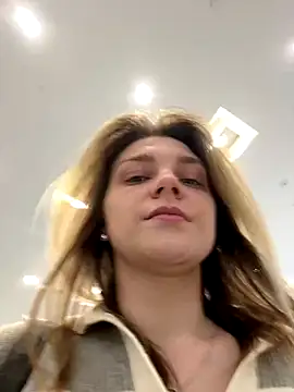 ValenciaShock live sex cam