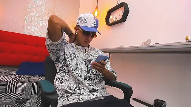 Patrick_Rango live sex cam