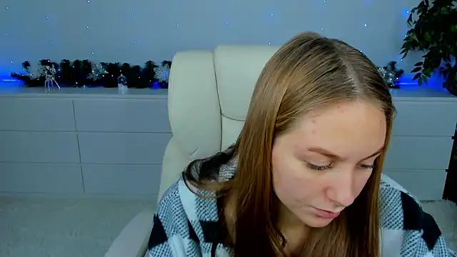 MilaAddams's web cam