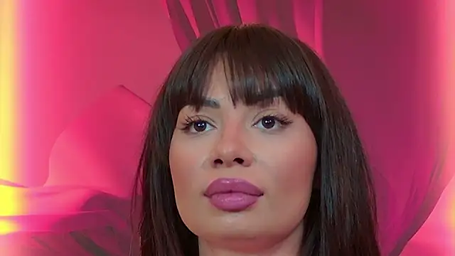 RubyLuxee's cam snapshot