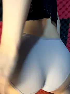 Yumii_09's cam snapshot