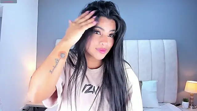 ScarletStarr live sex cam