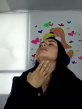 NathyMilf_'s cam snapshot