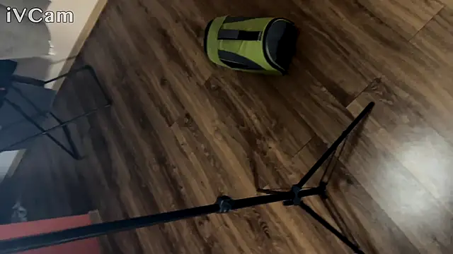 _in_yan's cam snapshot