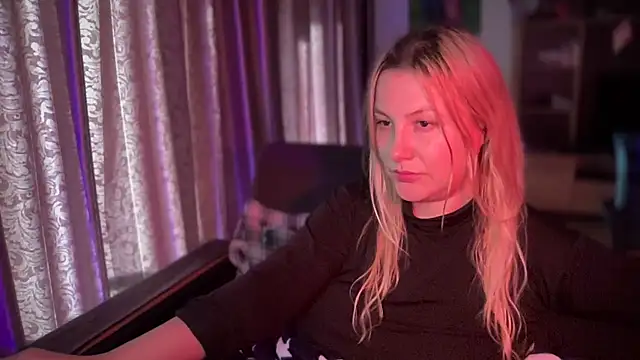 BikiHellena's cam snapshot