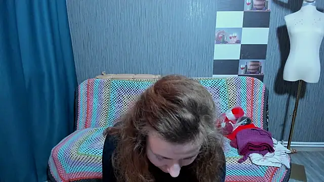 pa1e_pr1ncess's cam snapshot