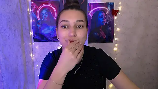 KarolinaRosse_'s cam snapshot