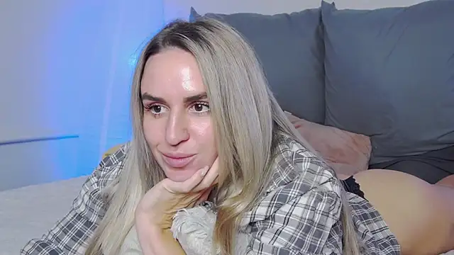 SofiJames's cam snapshot