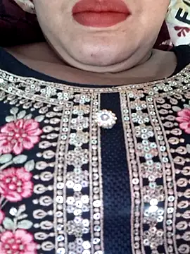 MissGitanjali's cam snapshot