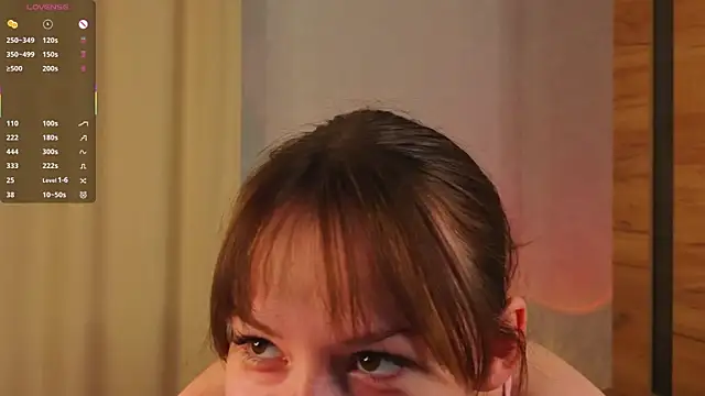 BlushinBloom's cam snapshot