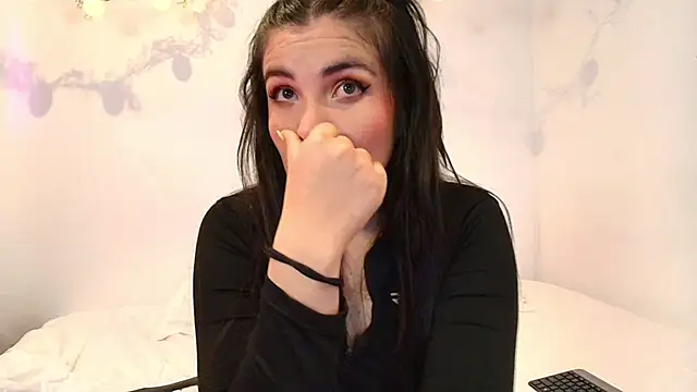 Amara_vega's cam snapshot