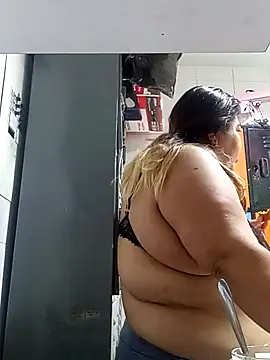 curvy_diva_'s cam snapshot