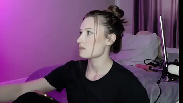 Larisa_Craft's cam snapshot