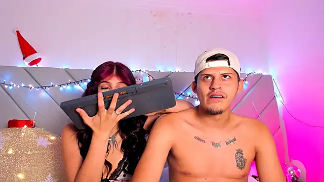 jov_and_thomas's cam snapshot