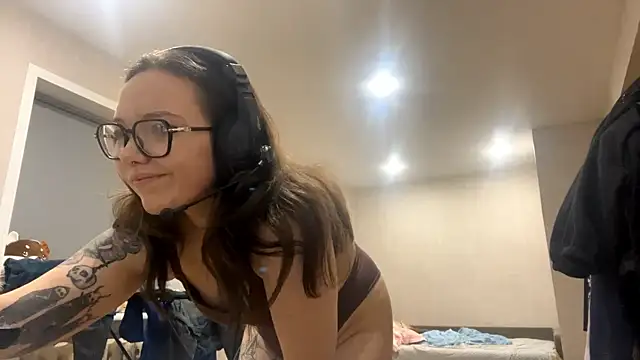 KerriMcbreen's cam snapshot