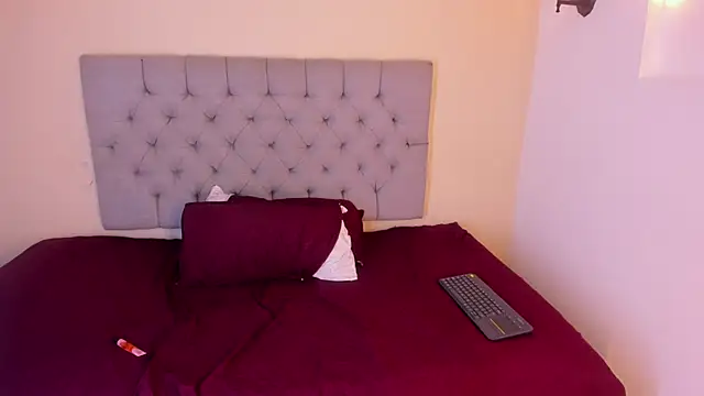 Miia_Bigboobs's cam snapshot