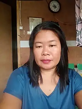 Lovelywoman43's web cam