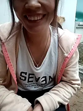 nangmo's cam snapshot