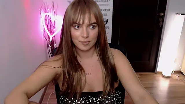 ViviRoses's cam snapshot