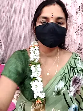 Lalitha-1995's cam snapshot