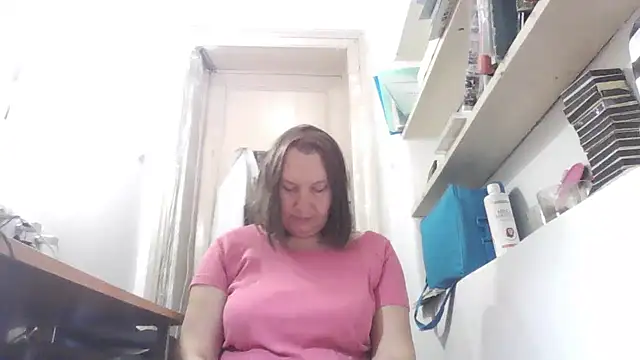 AnnaLive570's cam snapshot