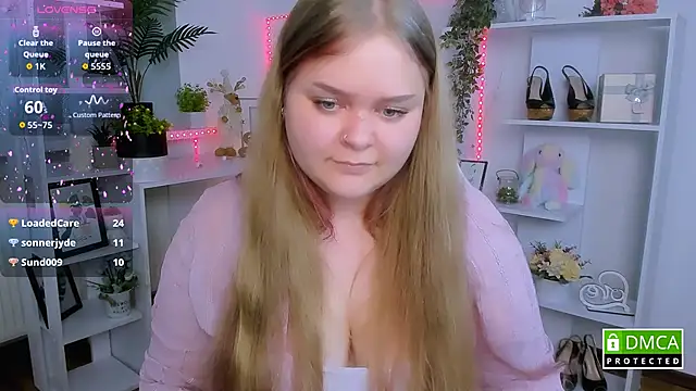 Erica__Alta's cam snapshot