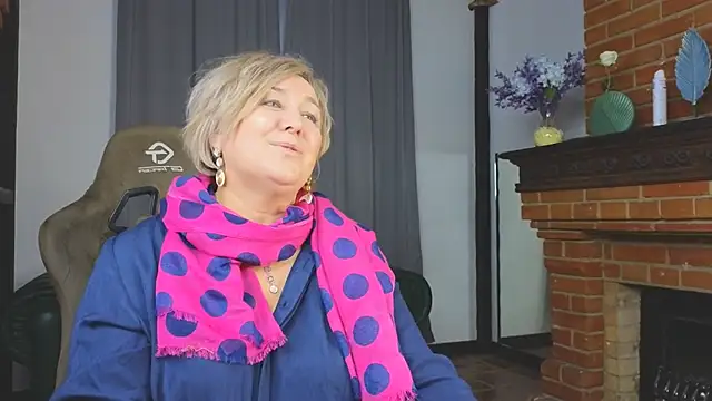 Marta_Wils's cam snapshot