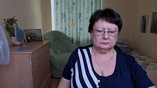 Margo_Moll's cam snapshot