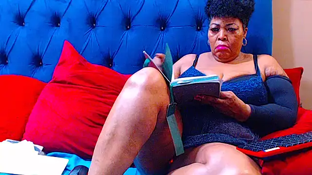 ebonycandy10's cam snapshot