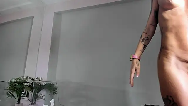 MayaHellen's cam snapshot