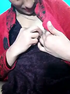 bold-couple's cam snapshot