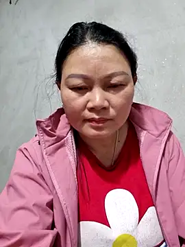 yoowwmr's cam snapshot