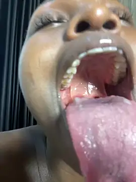 Random_cummer's cam snapshot