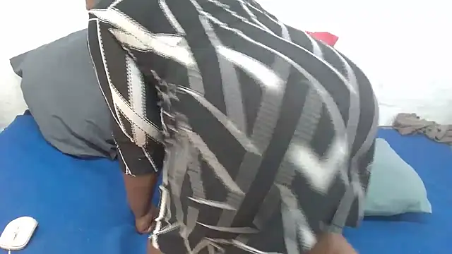 Thickchocolatex2's cam snapshot