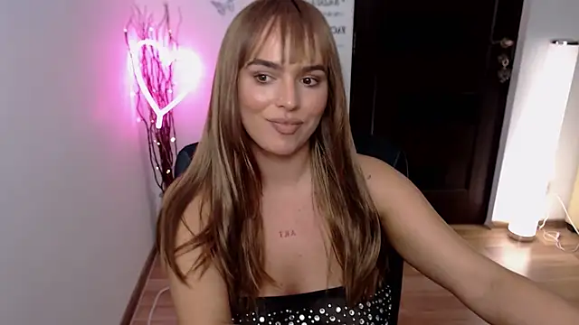 ViviRoses's cam snapshot