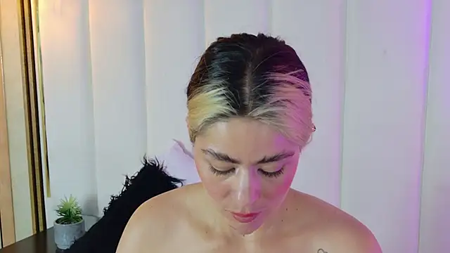 Lia_Jonesss's cam snapshot