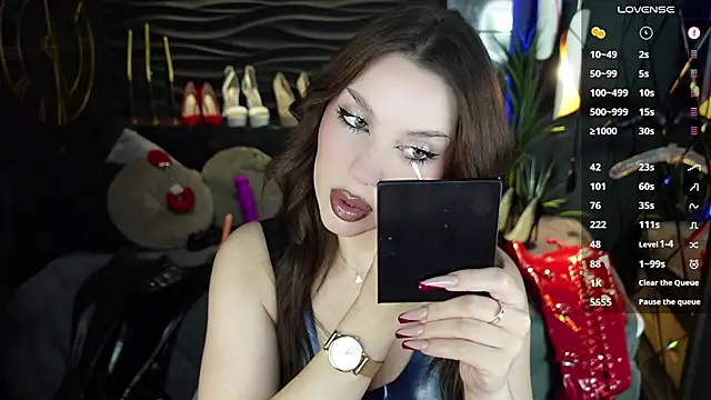 MistressDarsy's cam snapshot