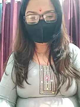 Aishwaryaa_69's cam snapshot