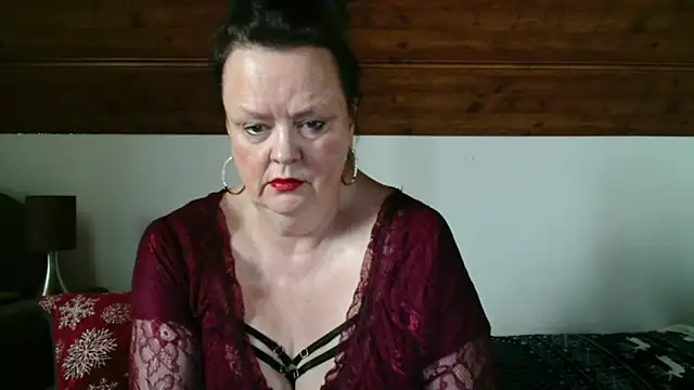 TiffanyMature's cam snapshot