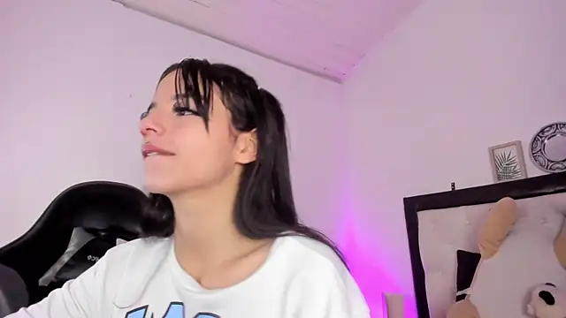 Barbieteeen's cam snapshot